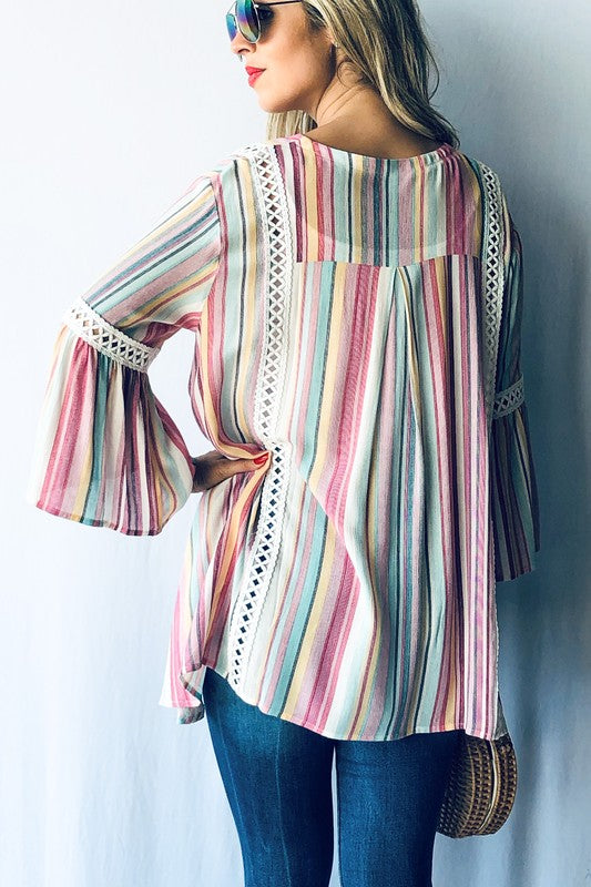 Half  sleeve candy stripe lace detailed top