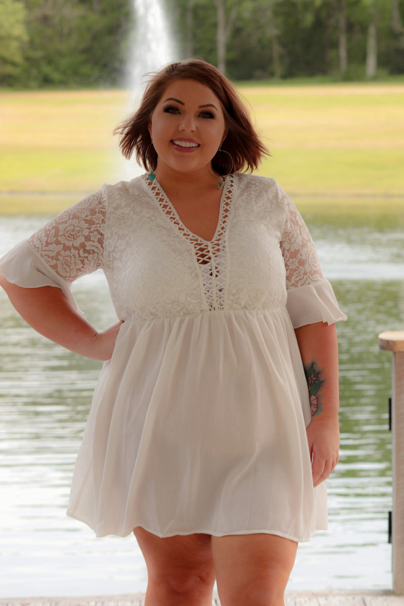 Plus Size Lace Bridesmaid Dresses with Half Lace Sleeve Evening Dress –  Curveschic
