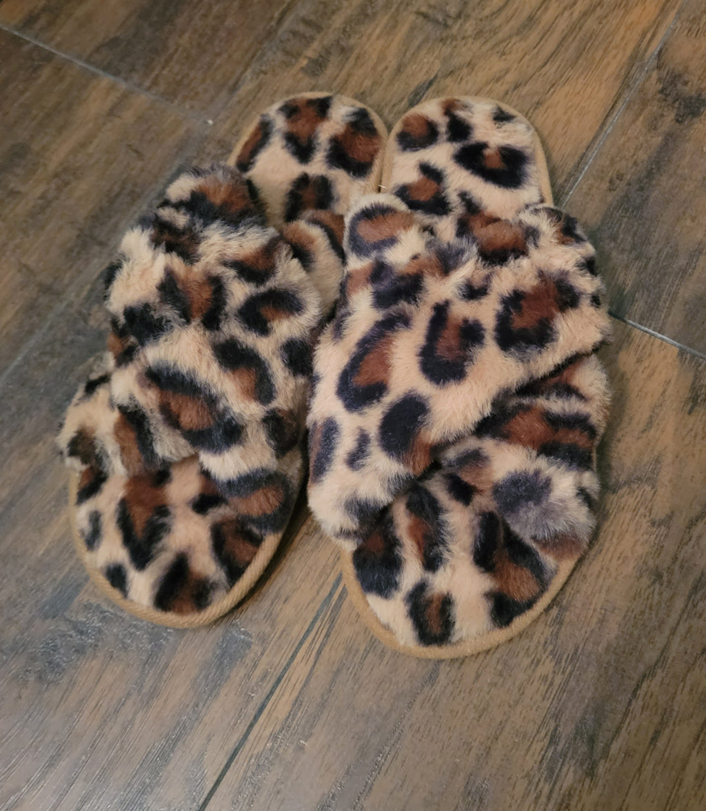 Leopard print fur slippers