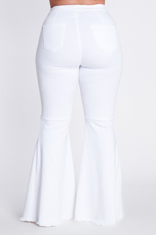 White flare jeans curvy
