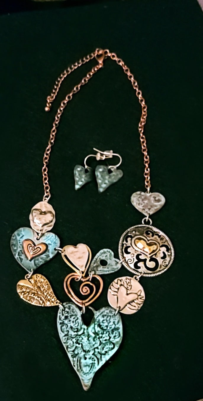 Heart statement necklace 